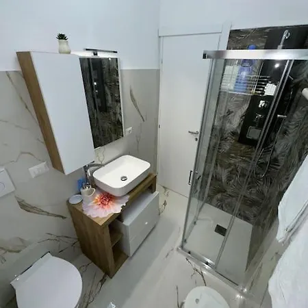 Apartament Romafatata: Intero